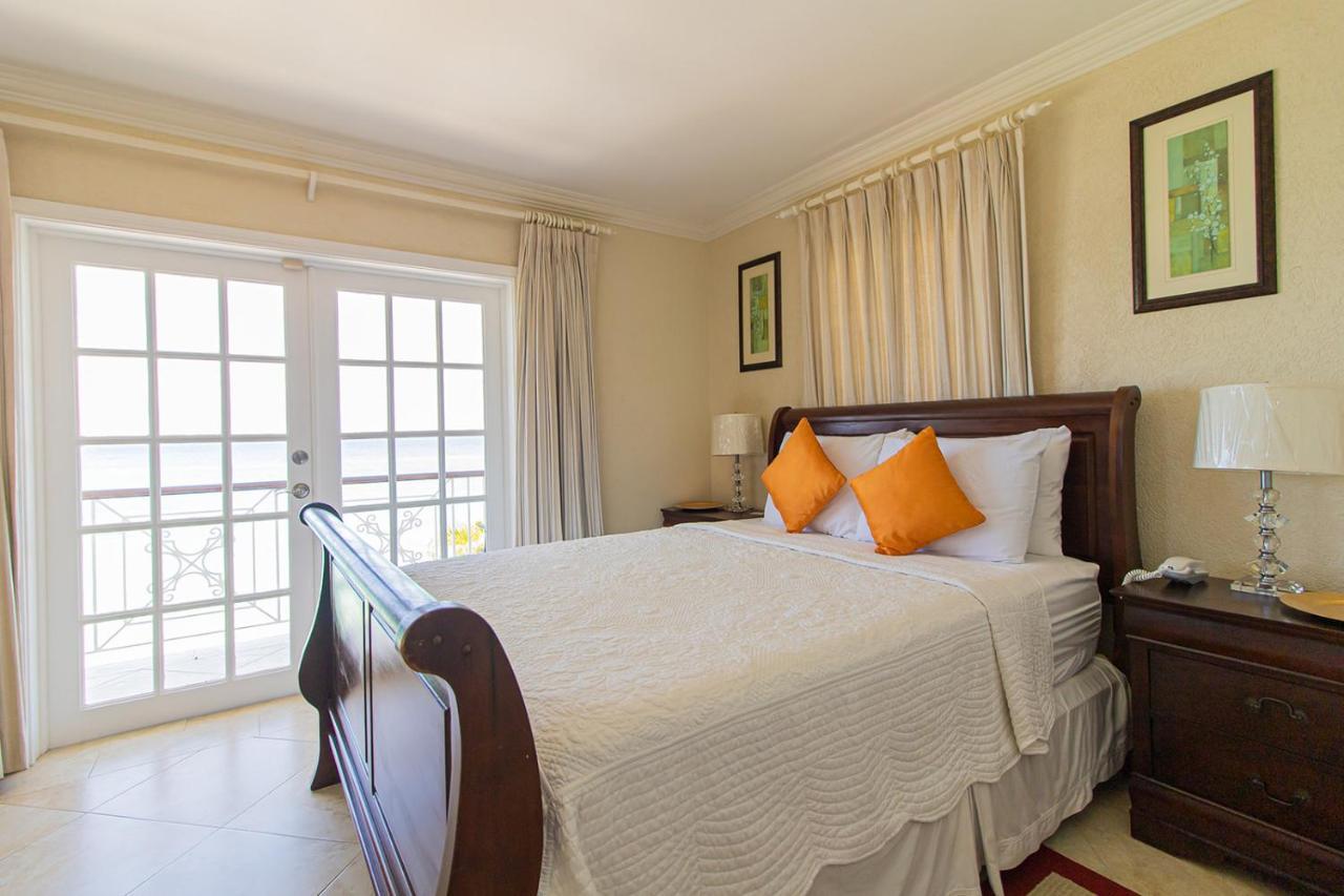 Bianca Bay 3 Bedroom West Coast Beach Front Villa Saint James Exteriér fotografie